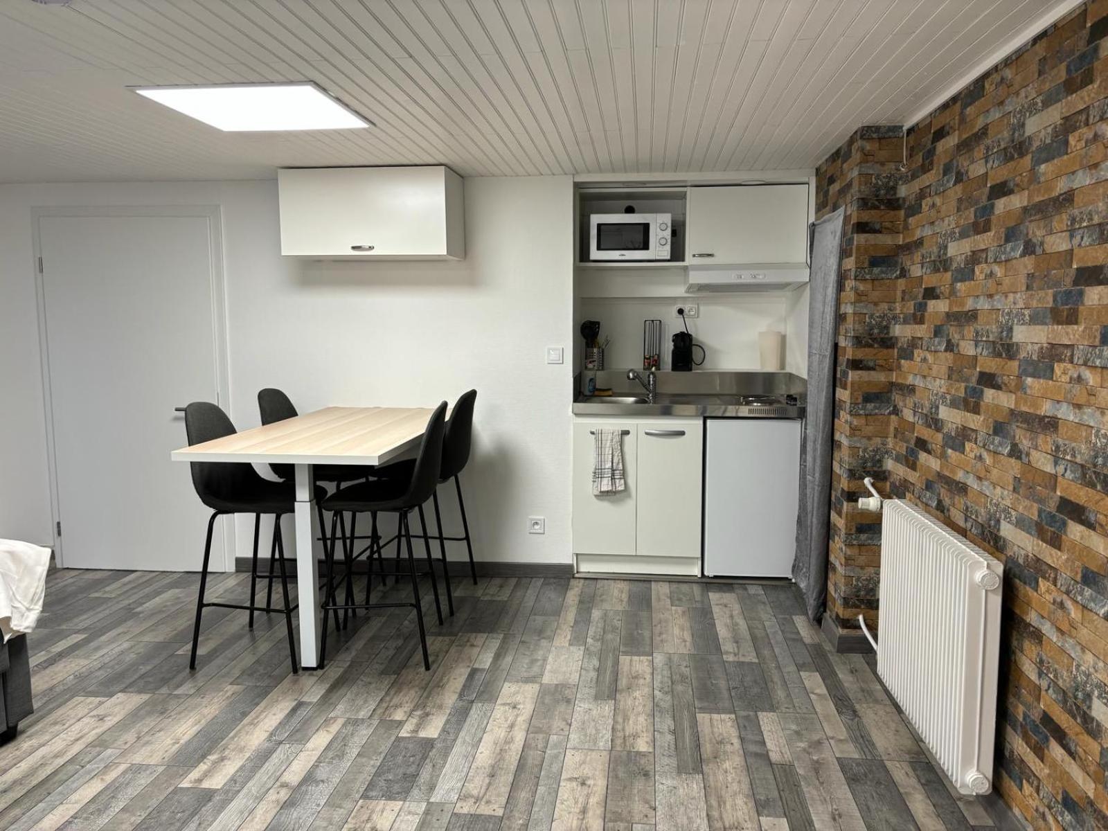 Chaleureux Appartement - Estrade 볼빌레 외부 사진